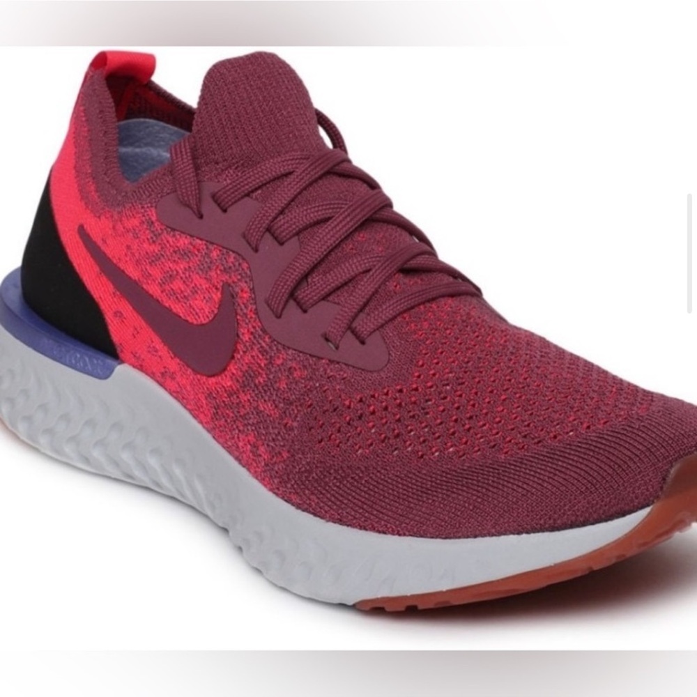 Nike | Epic React Flyknit Rust Pink Sneakers